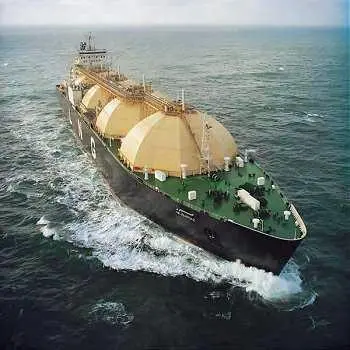 78735_Gazprom-LNG-tanker