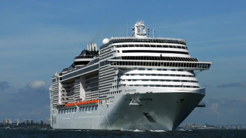 78902_msc-splendida_300dpi
