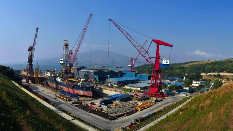 Subic Shipyard has been awarded two contracts to build a transshipment barge as well as to upgrade a drillship