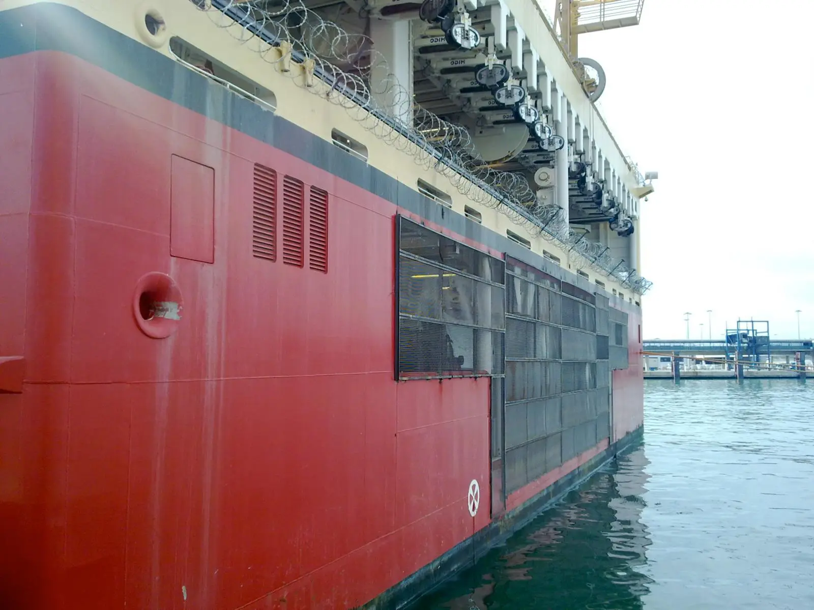 The stern of Ramform Sterling fitted with anti-pirate grids, fences and razor wire