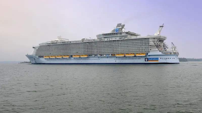 ‘Allure of the Seas’ running her sea trials
