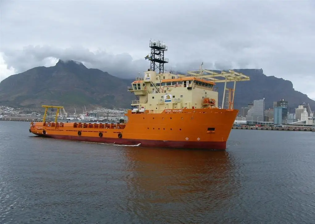 The refurbished ‘Toisa Vigilant’ leaving Gibdock