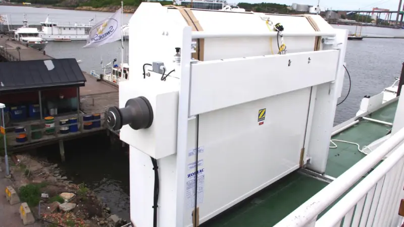 The Zodiac MES ESS escape system installed on the ‘Älvsnabben 4’