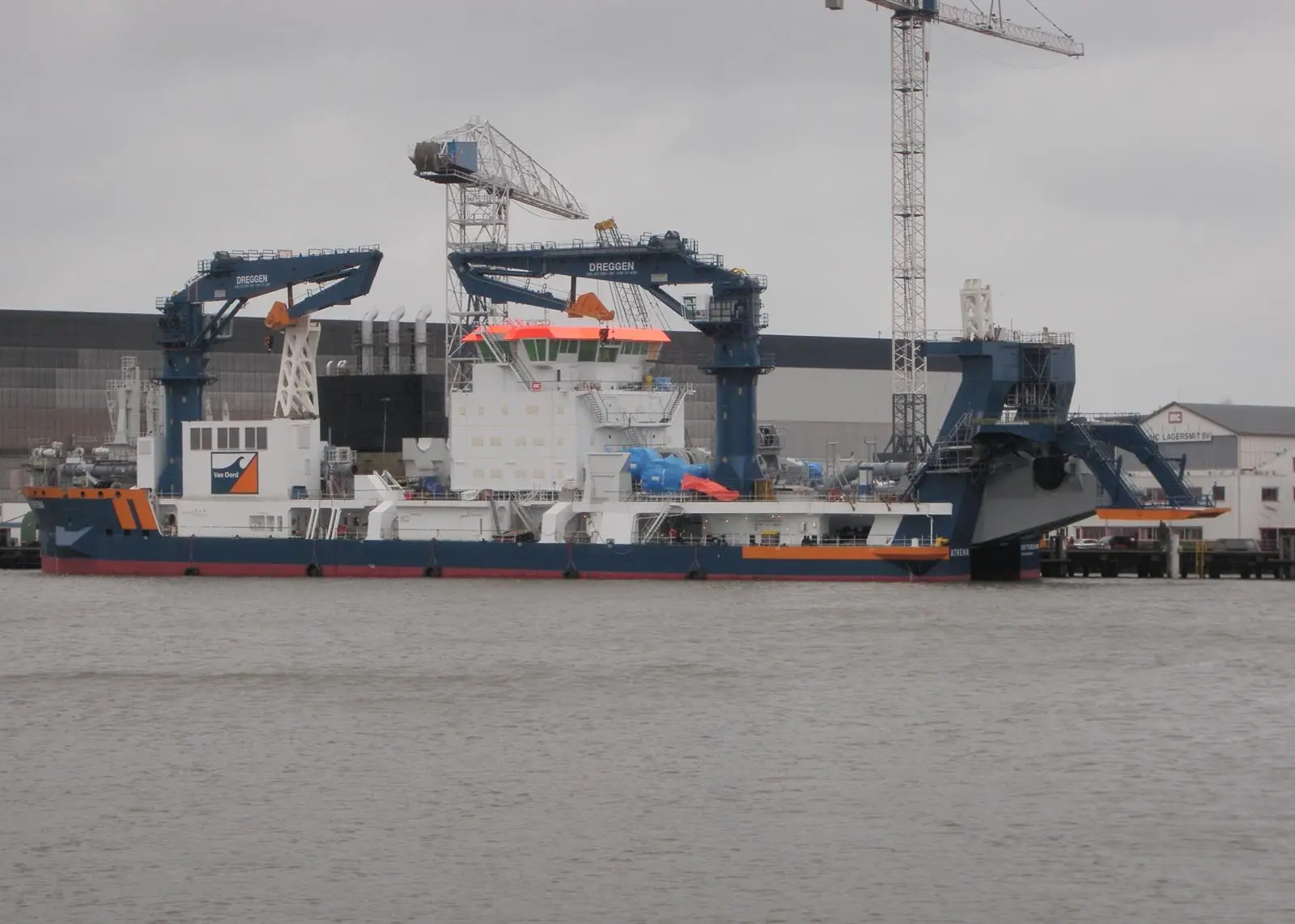 Self propelled cutter suction dredger ‘Athena’ features three Wärtsilä 6L46F engines and Wärtsilä FP propellers