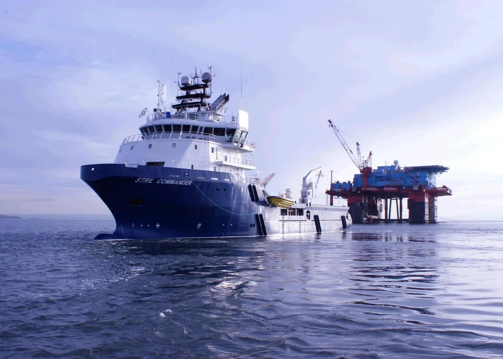 Maritime satcoms provider Marlink has extended its contract with offshore operator Simon Møkster Shipping