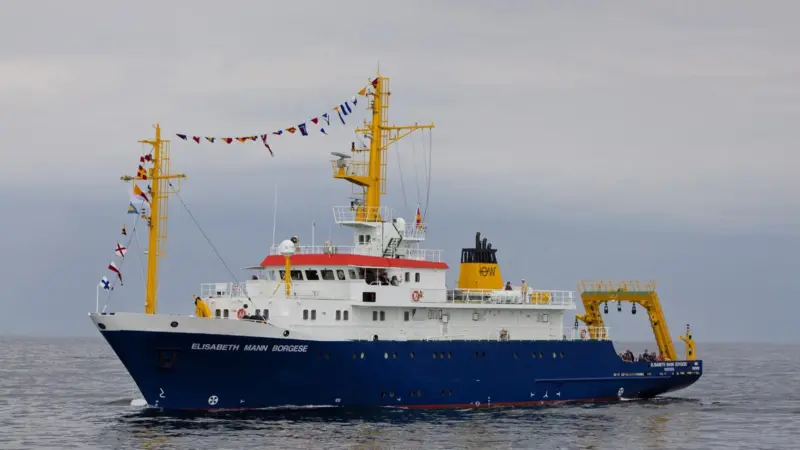 New tasks for research ship (Photo IOW)