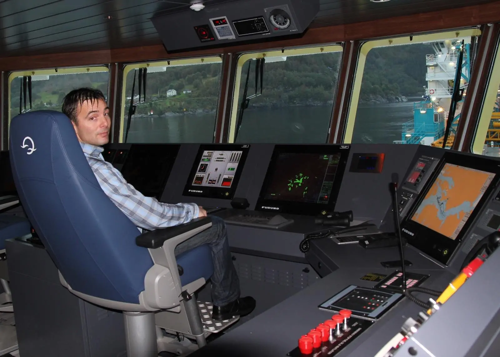 Svein Olav Tørresdal, project manager nav/com at Havyard Power & Systems, shows the navigation and communications package on ‘Saeborg’