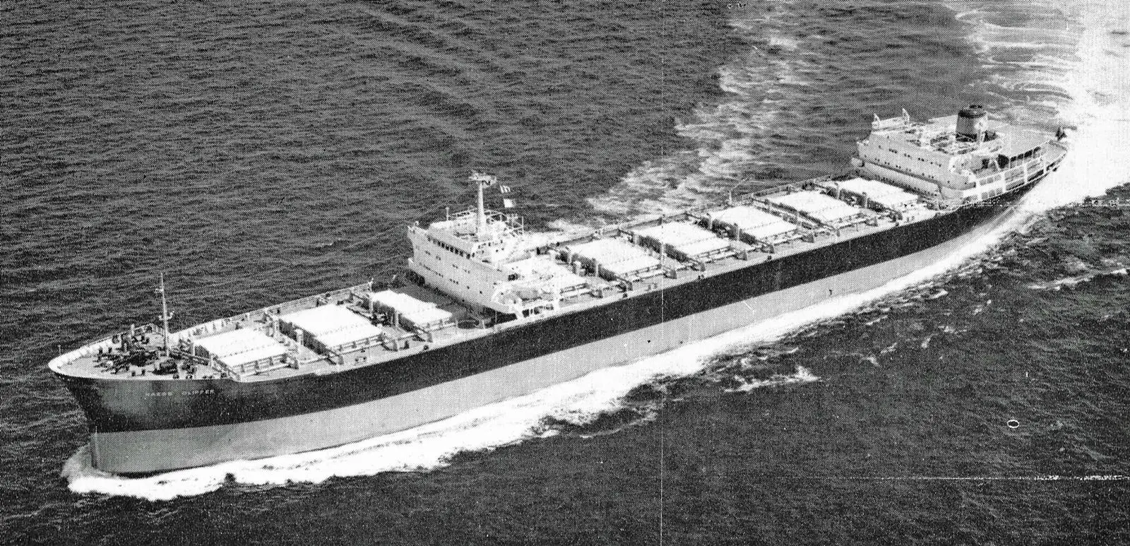 ‘Naess Clipper’ – Britains largest bulk carrier, built in Japan