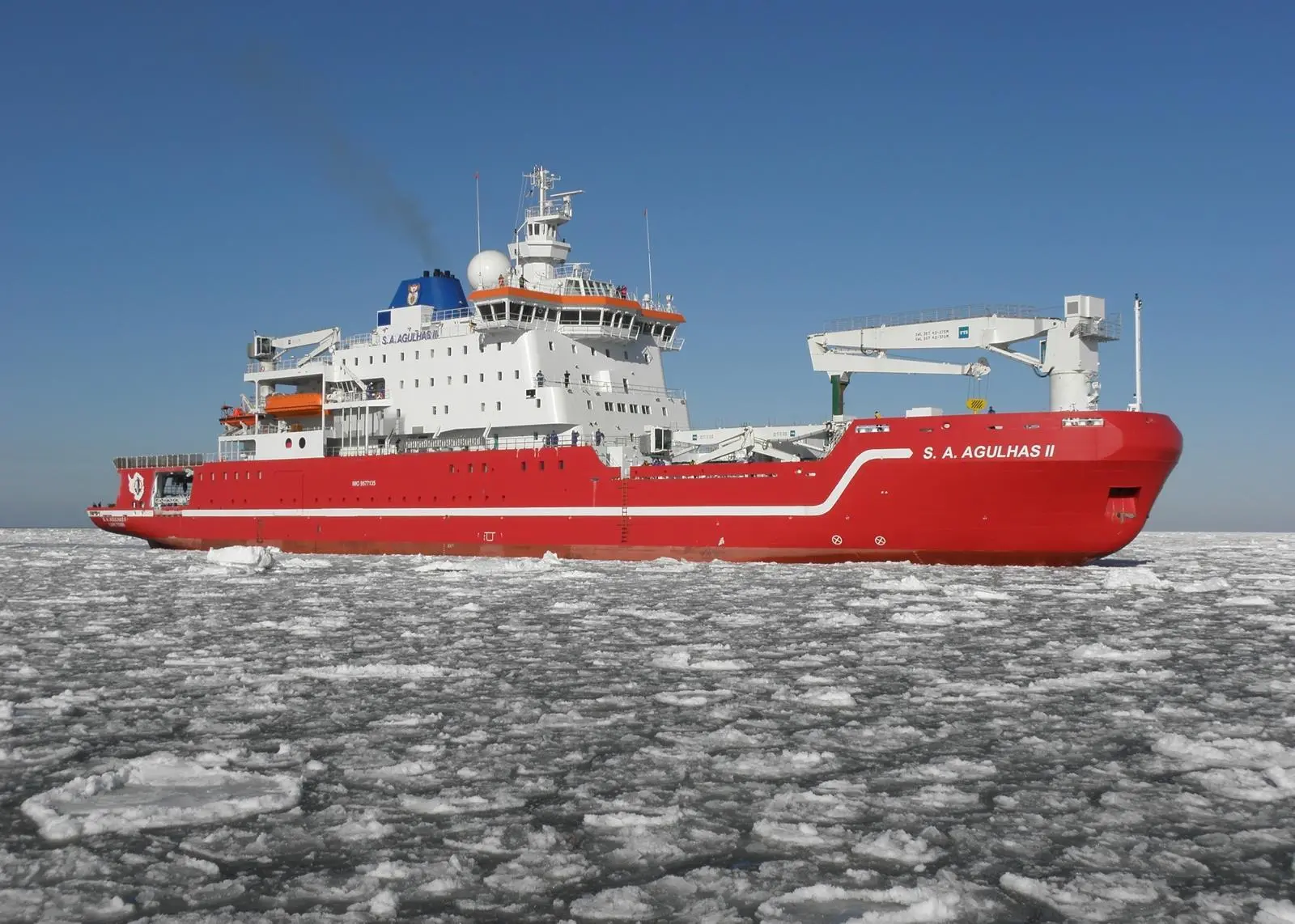 ‘Agulhas II’, built by STX Rauma for South African Antarctic missions