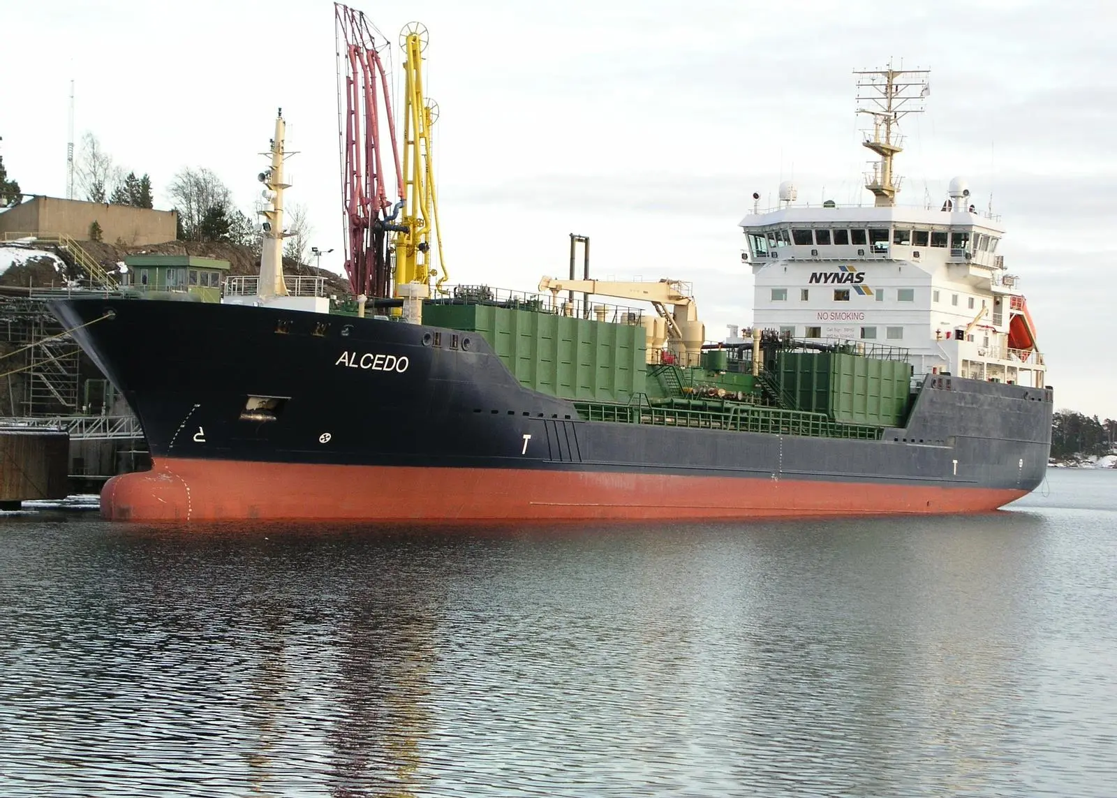 Nynas-operated bitumen tanker ‘Alcedo’ was retrofitted with the PureBallast EX system