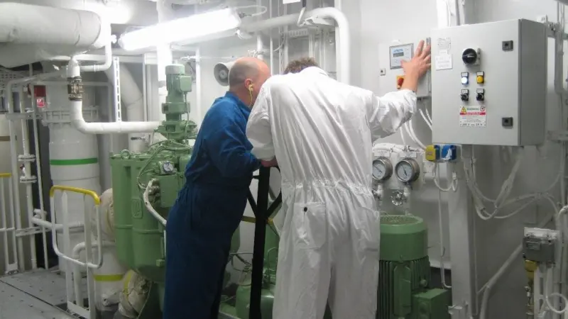 Bollfilter UK service engineer providing onboard training