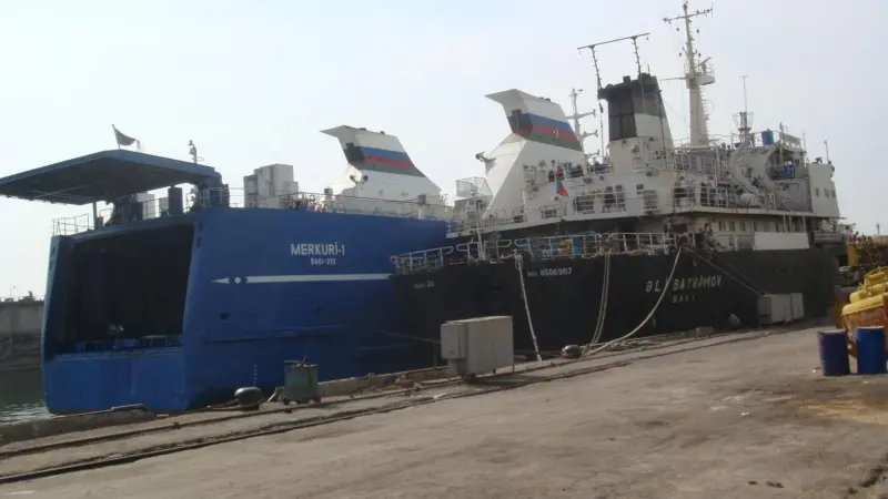 Two of the Azerbaijan State Caspian Shipping Company’s ships -  the 11,450grt ro-pax ‘Mercuri-1’ and 7,292dwt product tanker ‘Ali Bayramov’