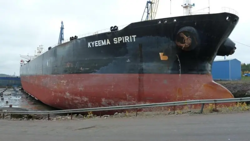 72 tonnes of metal was replaced in the course of the repair
