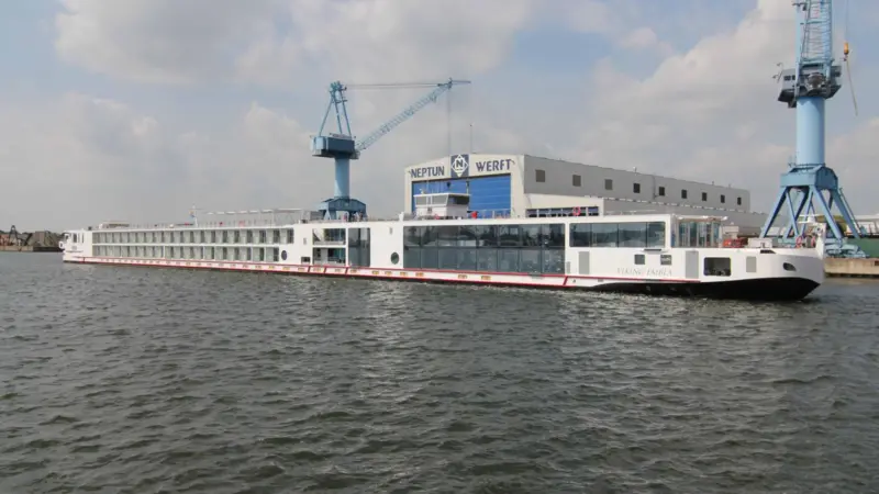 Papenburg shares building of latest Longships