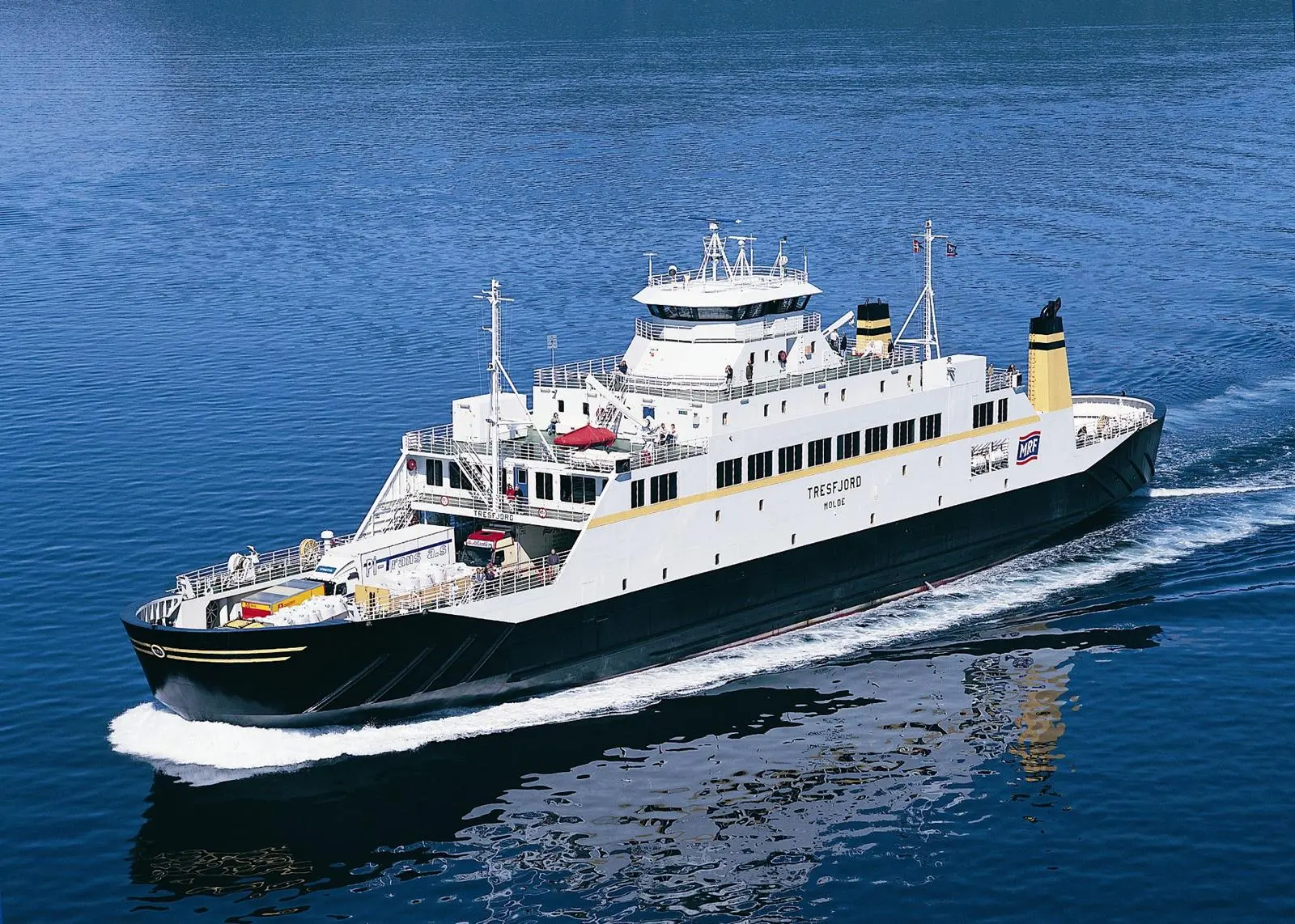 Rolls-Royce is promoting its LNG propulsion solutions for ferries and other ships in North America