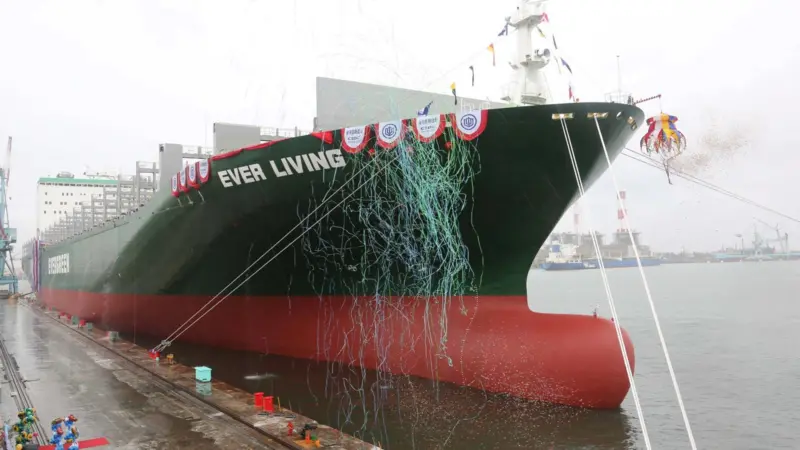Evergreen’s first L-type container ship, ‘Ever Living’, was named in Taiwan on 28 August