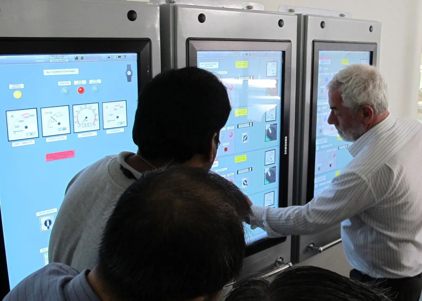 The new Transas ERS5000 engine room simulator at ITE in Singapore
