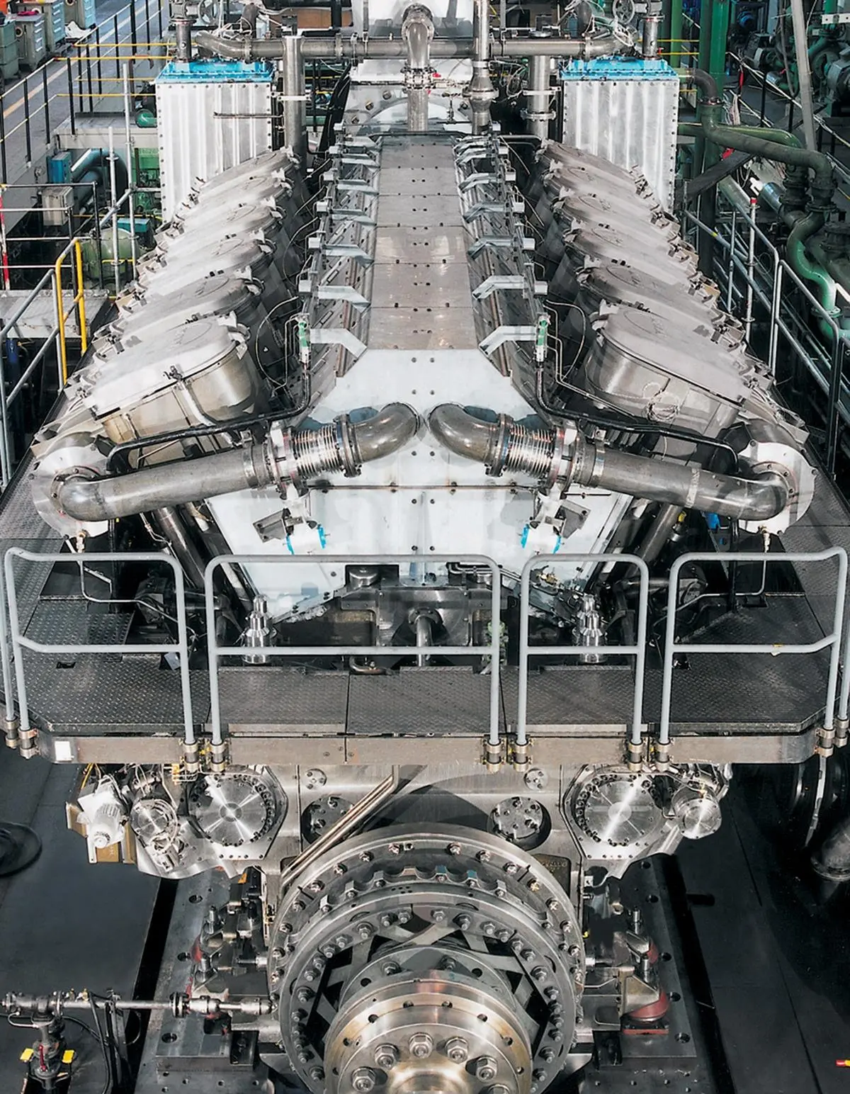 The common-rail 12V48/60CR Tier-II compliant engine