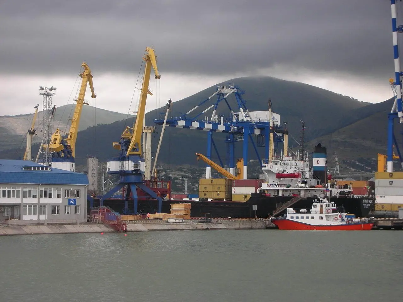 Novorossiysk Port - may become a repair yard