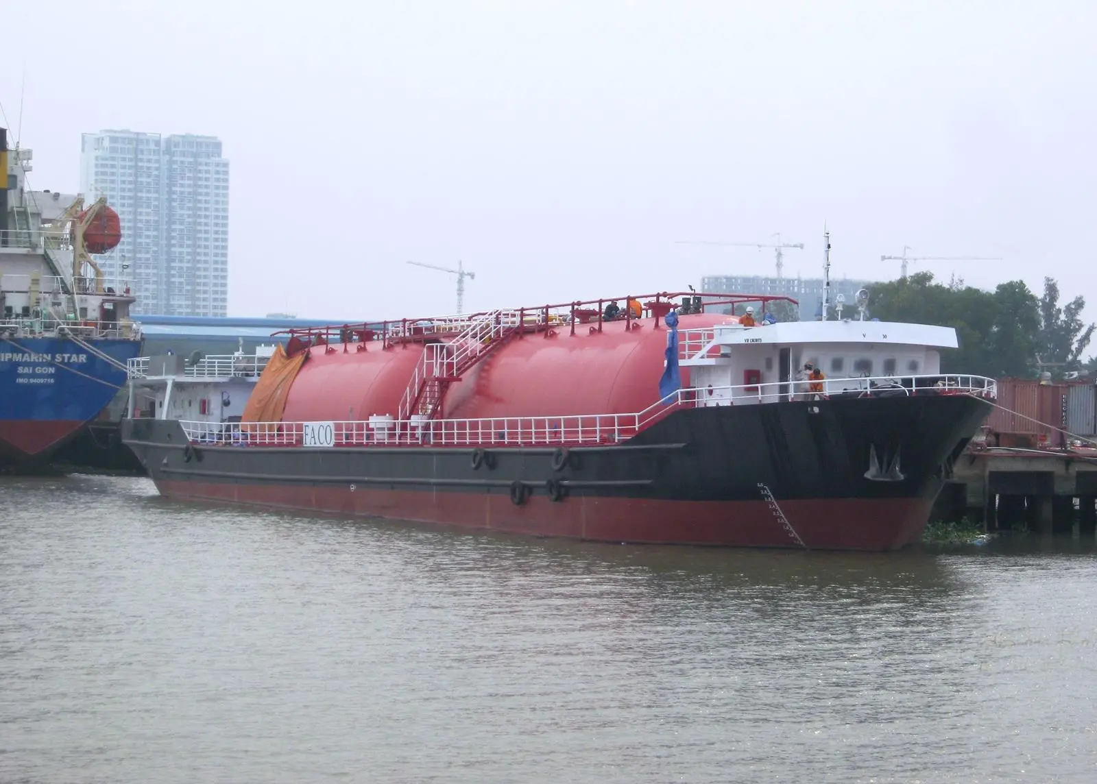 Cummins-powered LPG tanker for the Mekong River in Vietnam (Saigon Shipmarin)