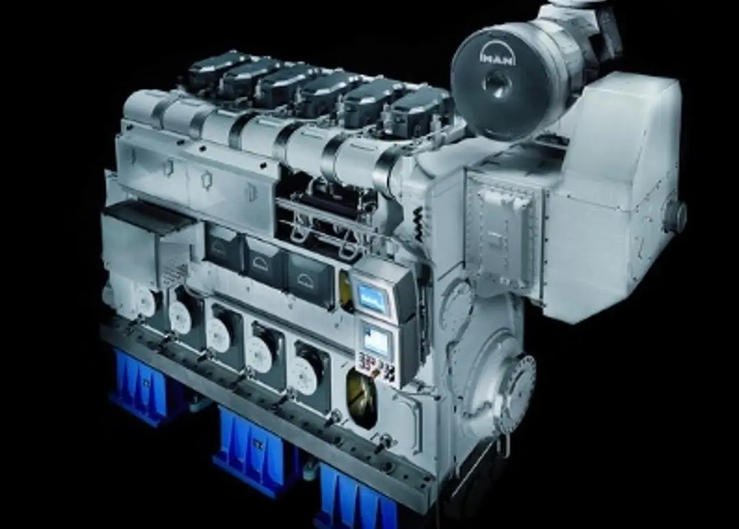 This order represents a breakthrough for the 32/44CR engine series in the small twin-hulled tanker sector of the market