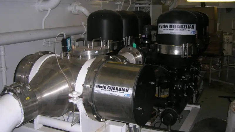 The new partnership agreements provide Hyde Marine with an increased concentration on Far East and Australian markets