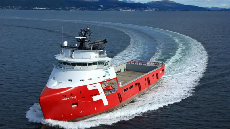 Farstad’s UT 754 WP 'Far Solitaire' was the first Rolls-Royce UT design to be built with a wave piercing bow