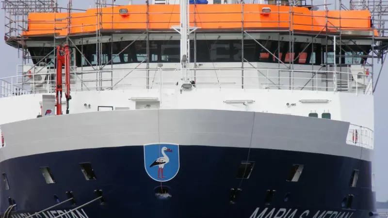 Maria S Merian heads research ship flurry as stay passes six months.