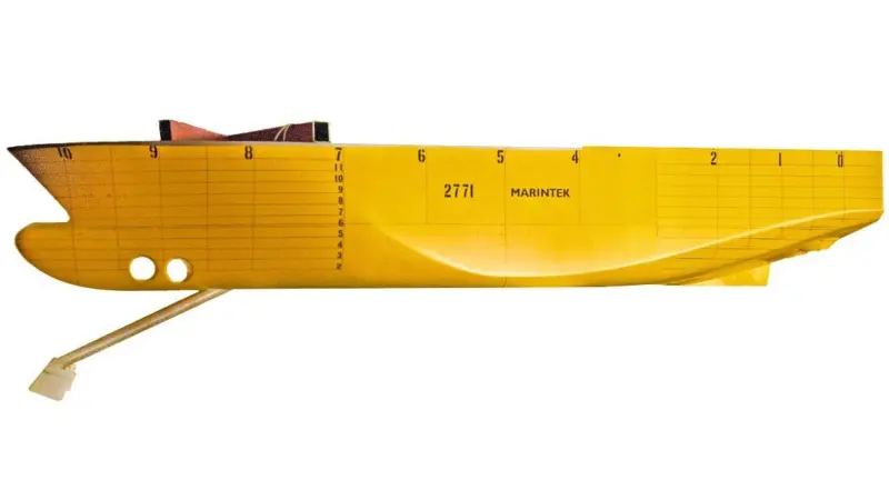 In initial model tests the 'whale tail' reduced friction on the vessel by 9-17%, with a similar reduction in heave and pitch