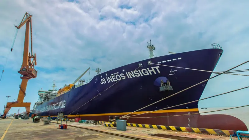 Innovative ships committed long-term to transatlantic shipments of US shale gas