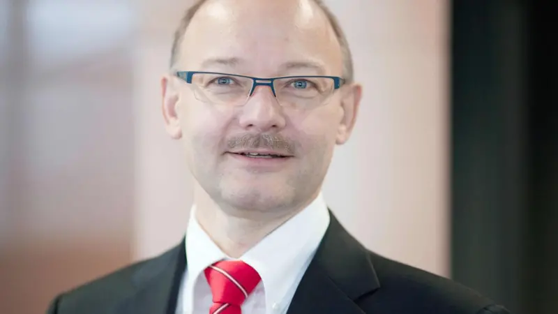 Riemenschneider: "The clear direction is that we should have smaller engines with higher efficiency, even on the biggest ships"