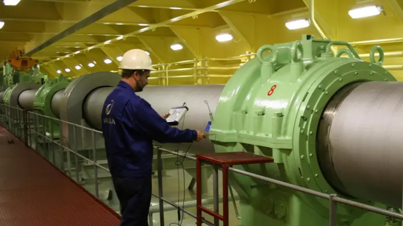 Alignment measurement of a propeller shaft using Wärtsilä's gyro laser technology