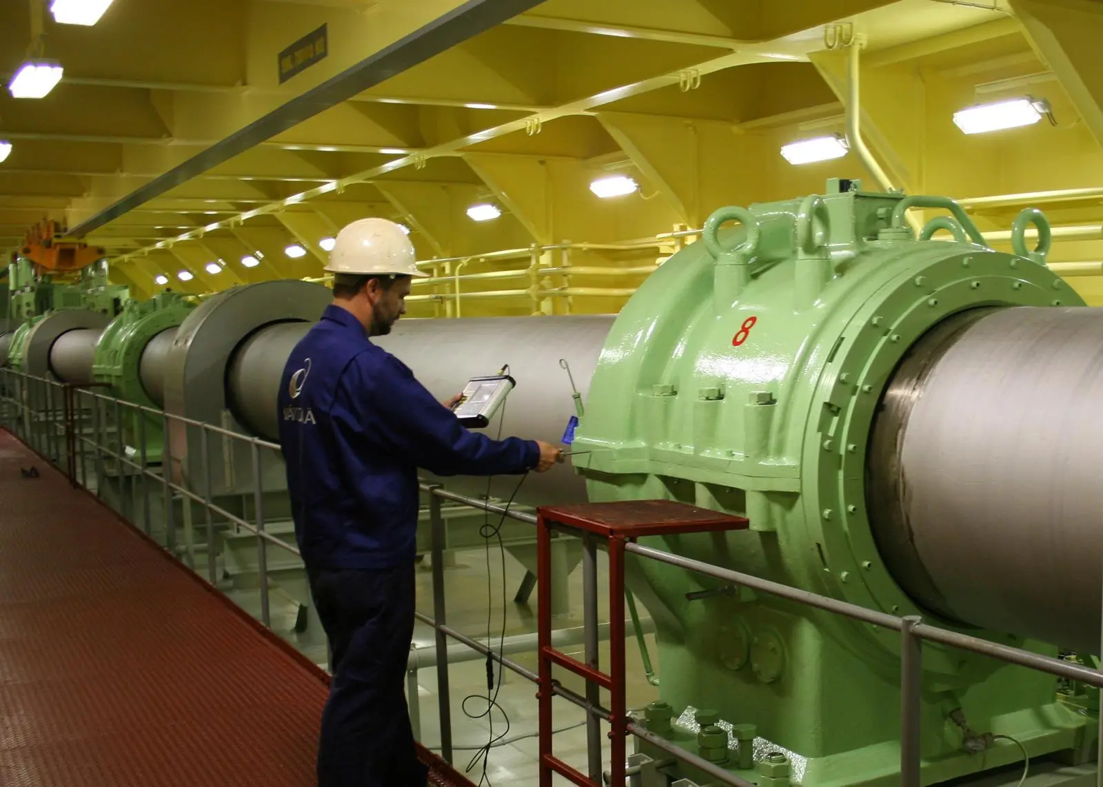 Alignment measurement of a propeller shaft using Wärtsilä's gyro laser technology