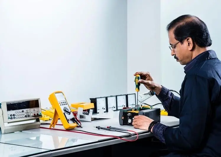 New calibration lab and electronics component repair facility in Dubai from Elcome