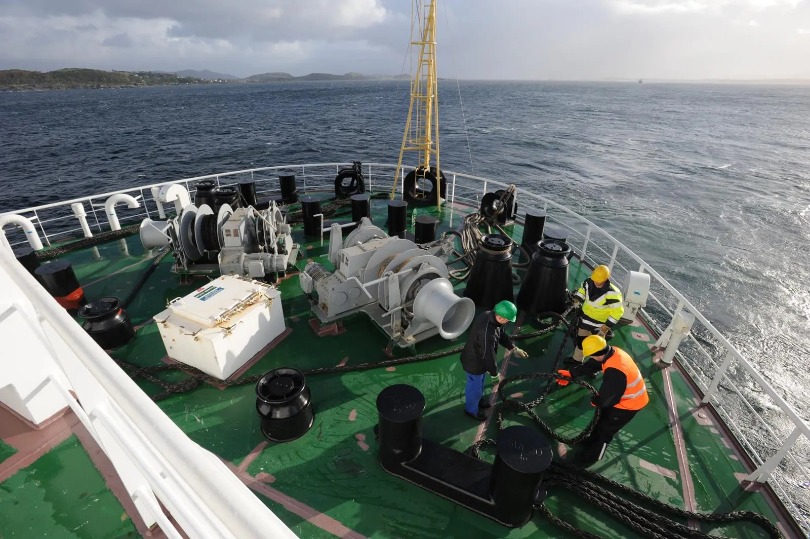 MacGregor's new service agreements offer a simplified and cost-effective means of providing deck equipment inspection, maintenance and repair