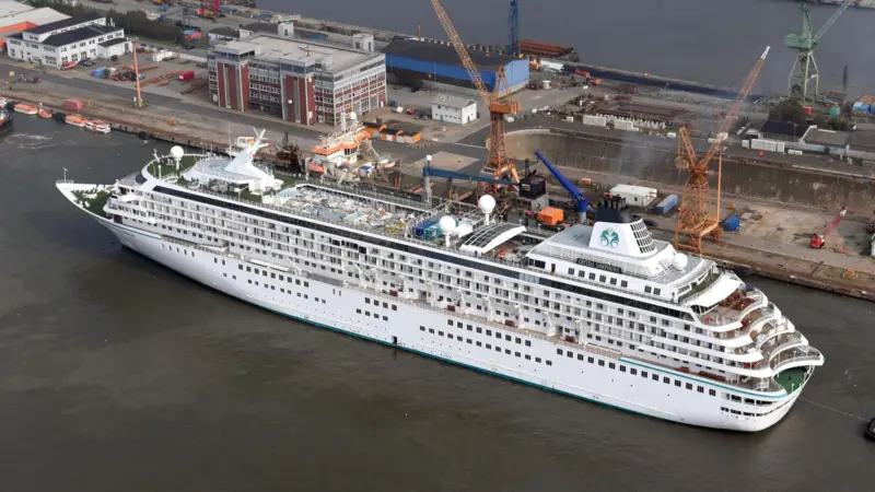 'Crystal Symphony' work is a first for LWB