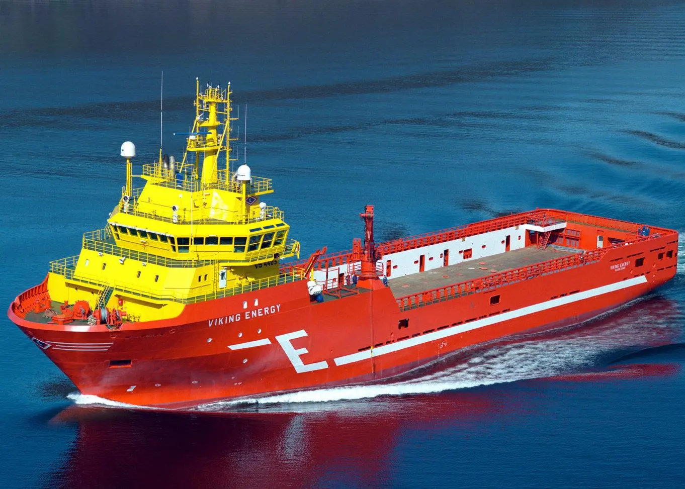 The PSV 'Viking Energy' has cut its fuel bill and C2 emissions significantly since batteries were installed in 2015