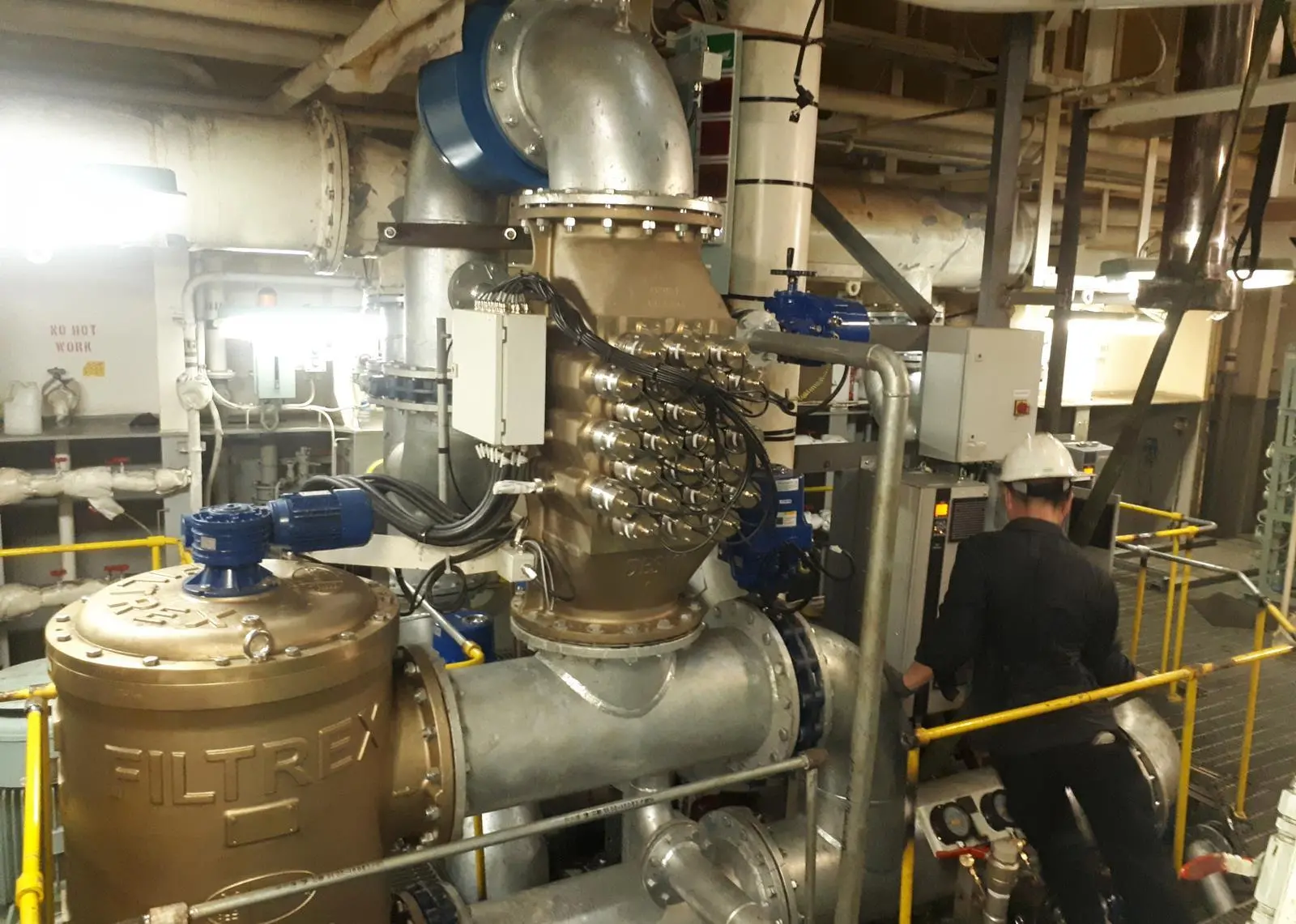 DESMI's CompactClean system does not need a special US operation mode to meet the USCG requirements in US territory