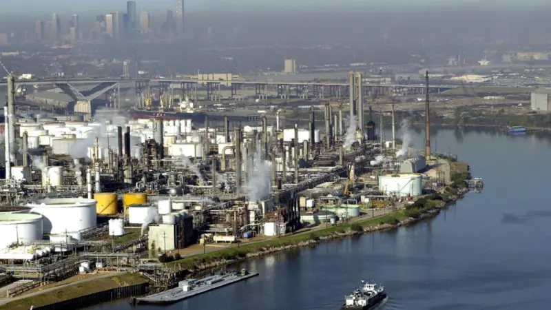The widespread problem is likely to be the result of an upstream production or refinery issue, said VPS