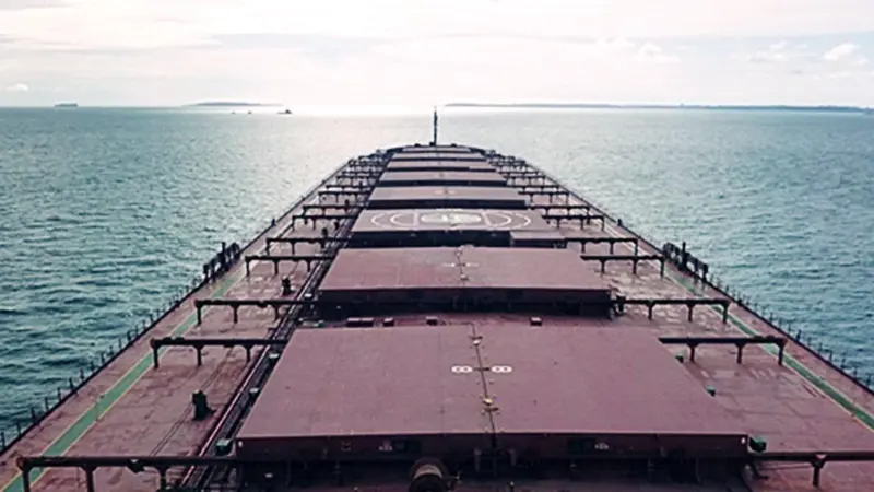 Around 35% of Star Bulk's fleet could be suitable for scrubber installation work at sea, dramatically cutting off-hire time (credit: Star Bulk)
