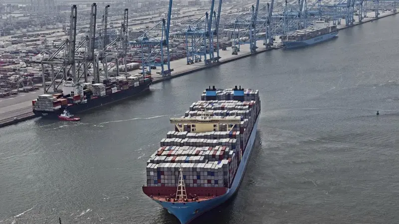 Maersk will aim to develop carbon-neutral vessels by 2030 (credit: Maersk)