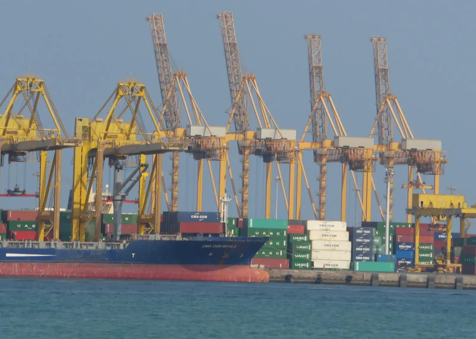 The Port of Fujairah has banned the use of open-loop scrubbers Photo: wikimedia