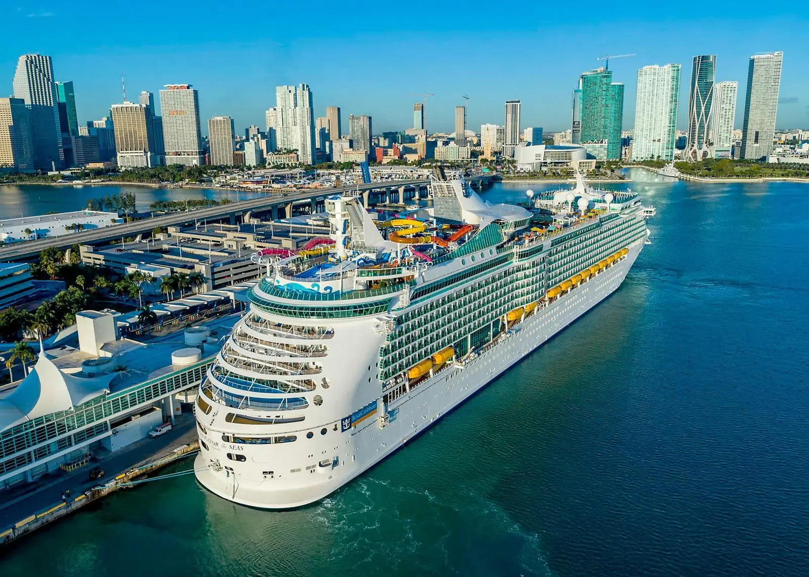 Class notation to help prevent engine room fires will be implemented on RCL's new cruise liner 'Navigator of the Seas' Photo: RCL