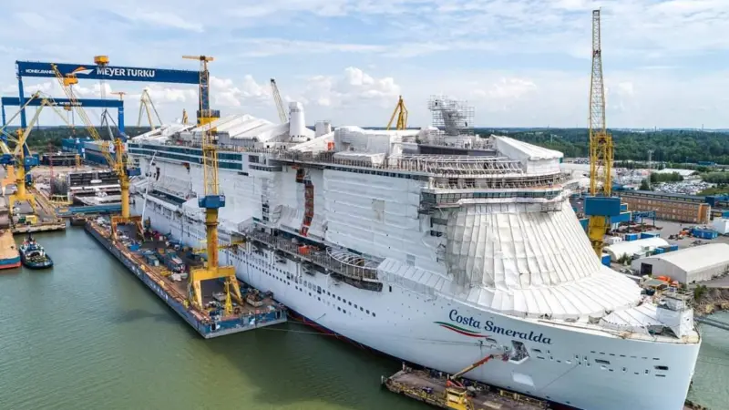 Costa Smeralda at an earlier stage of fitting out at Turku (photo courtesy of Meyer Turku).