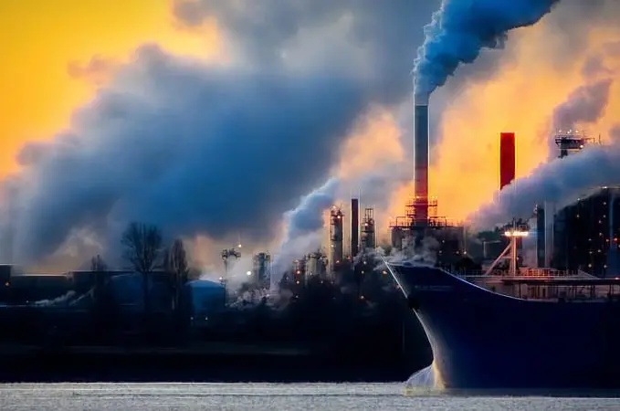 Shell is focused on decarbonising the shipping industry Photo: PickPik