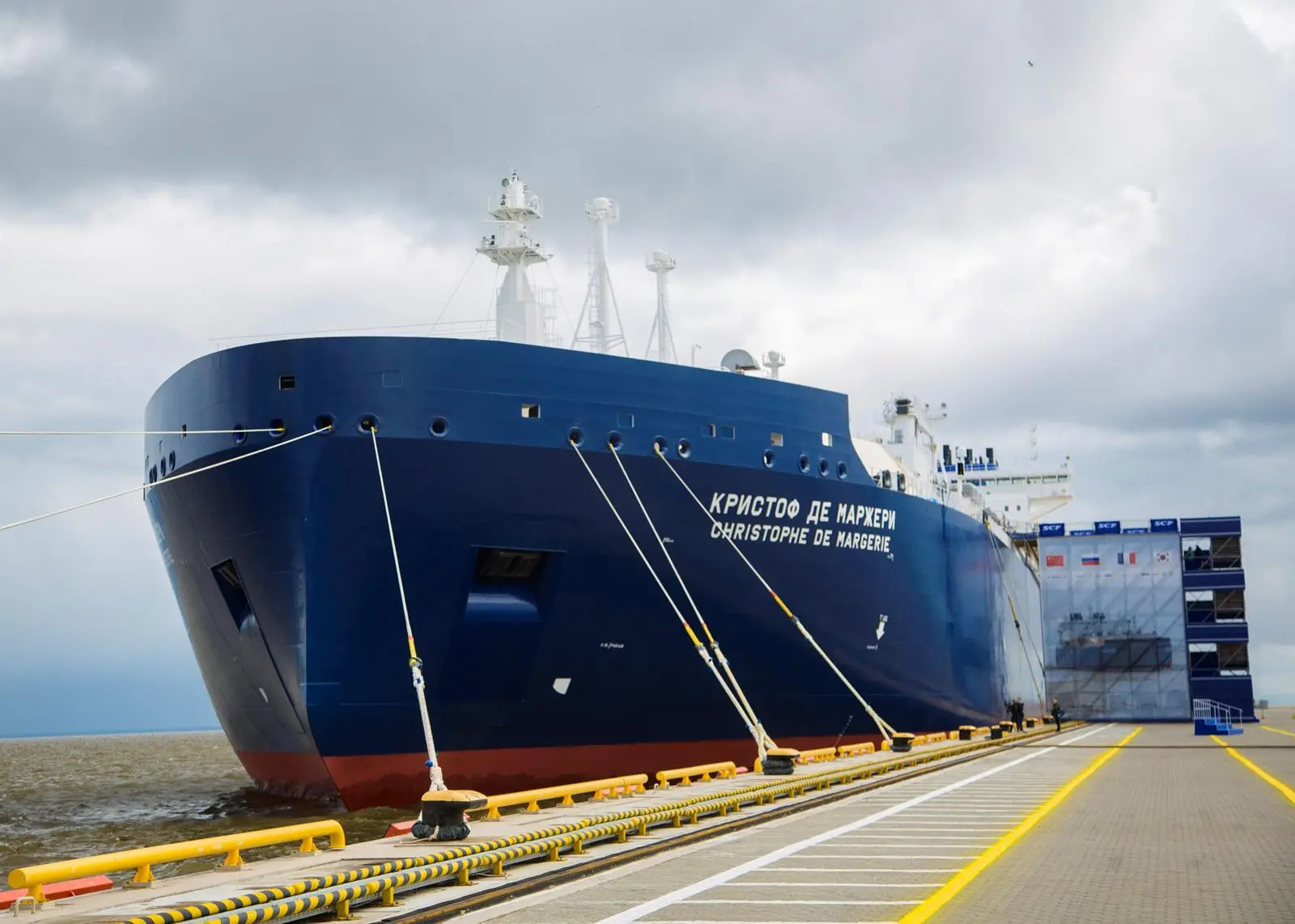 The new Arc7 vessel design features three 17MW ABB Azipod electric propulsion units, compared with the 45MW total propulsion in the Christophe de Margerie (credit: SCF)
