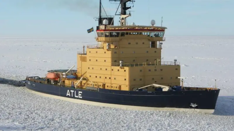 Time-served: Swedish icebreaker Atle, built at Helsinki in 1974. (Image courtesy of Aker Arctic).