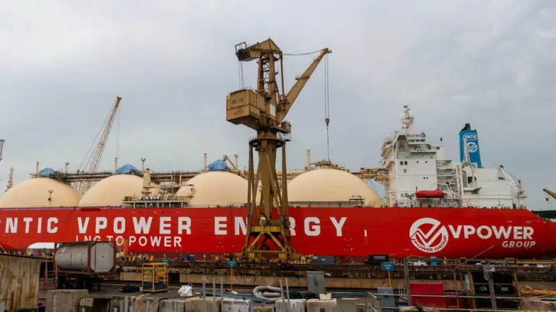 The FSU at Sembcorp Marine’s Admiralty Yard in Singapore Photo: Synergy