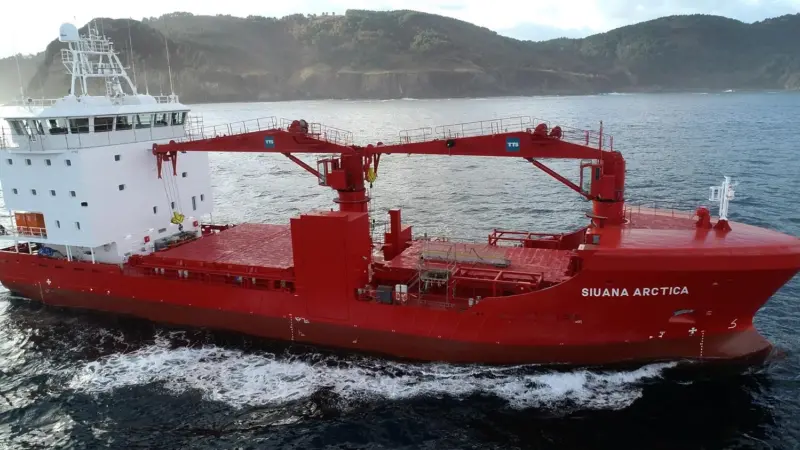 Siuana Arctica on trials off the Spanish coast.(credit: Astilleros Zamakona).