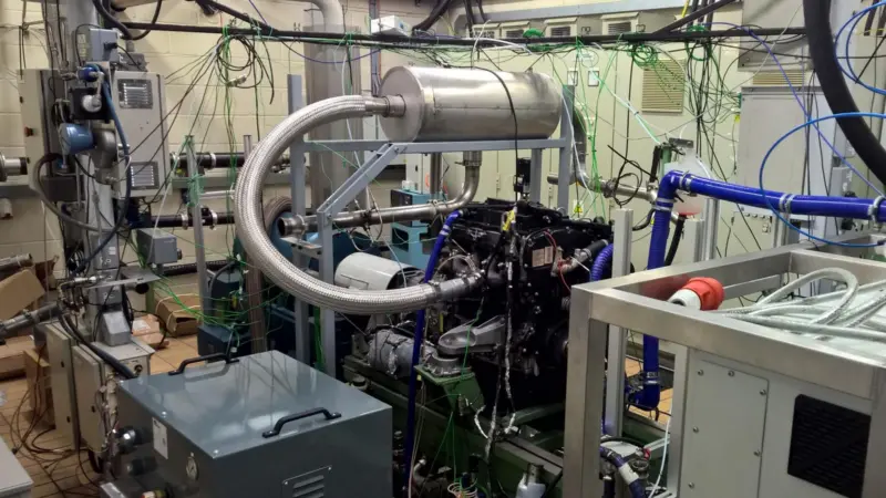 The test rig at the Institute for Advanced Automotive Propulsion Systems